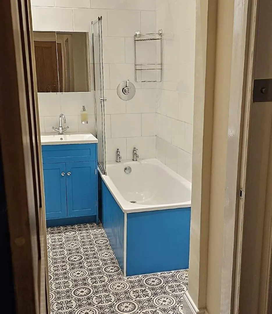 Lägenhet Cosy 2 Bedroom Flat-Castle View Edinburg