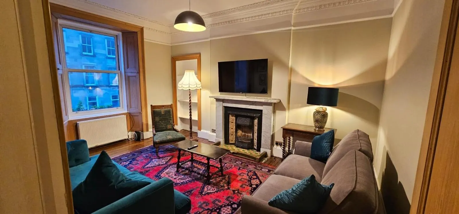 Cosy 2 Bedroom Flat-Castle View Edinburgh 0*,  Großbritannien